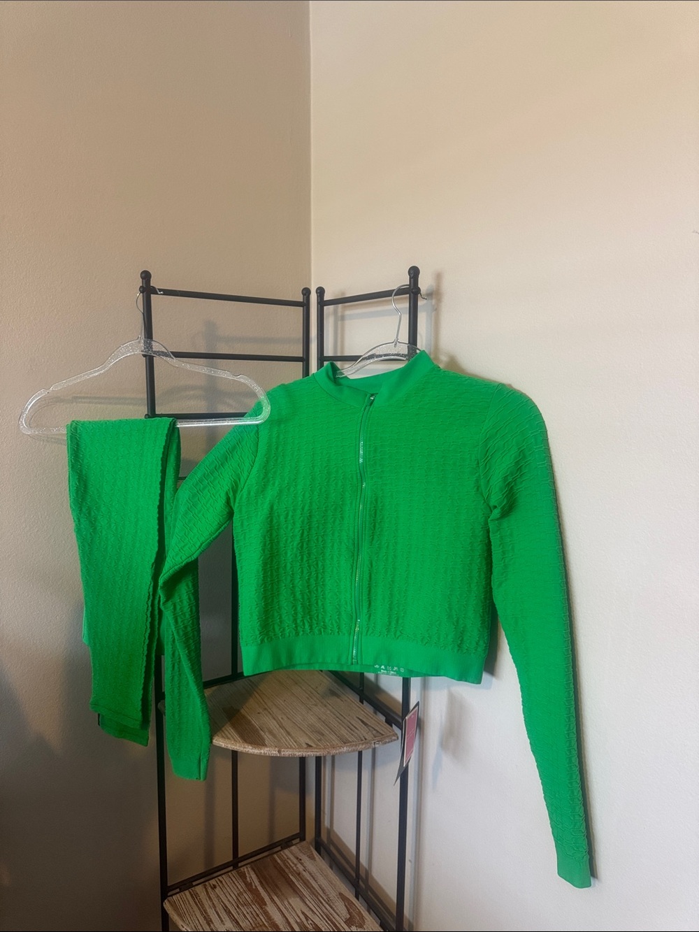 PrettyLittleThing Green Textured Leggings & Zip-Up Top Set